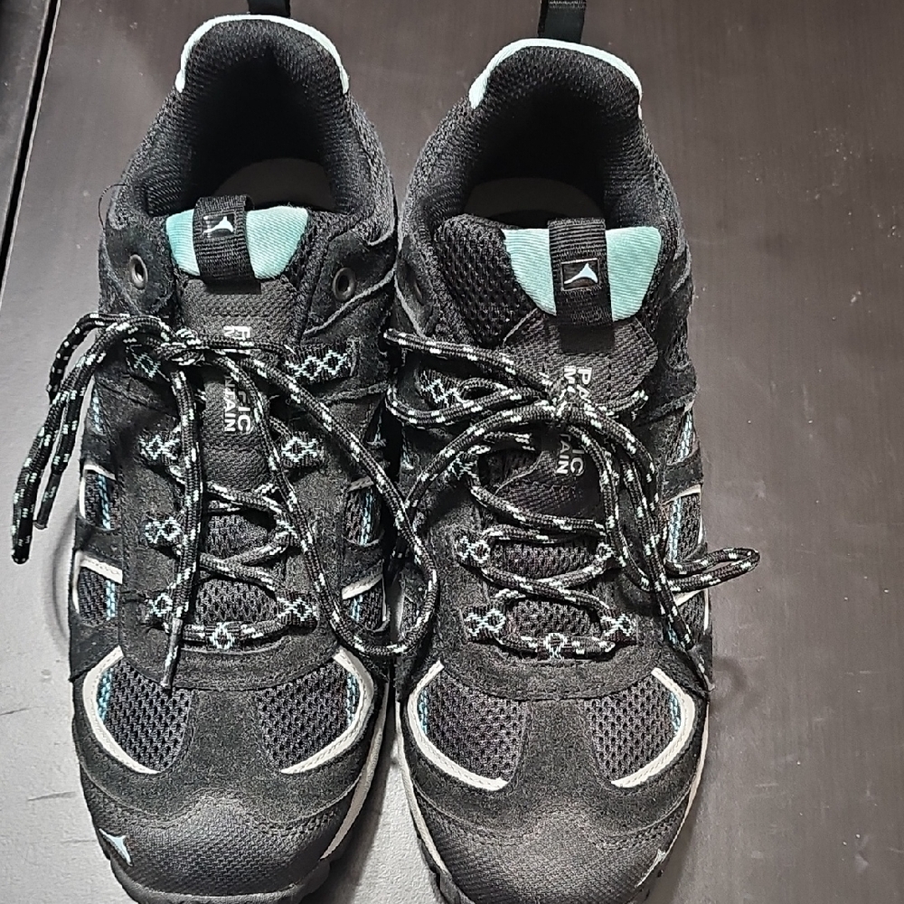 Women's Black and Teal Hiking Shoes